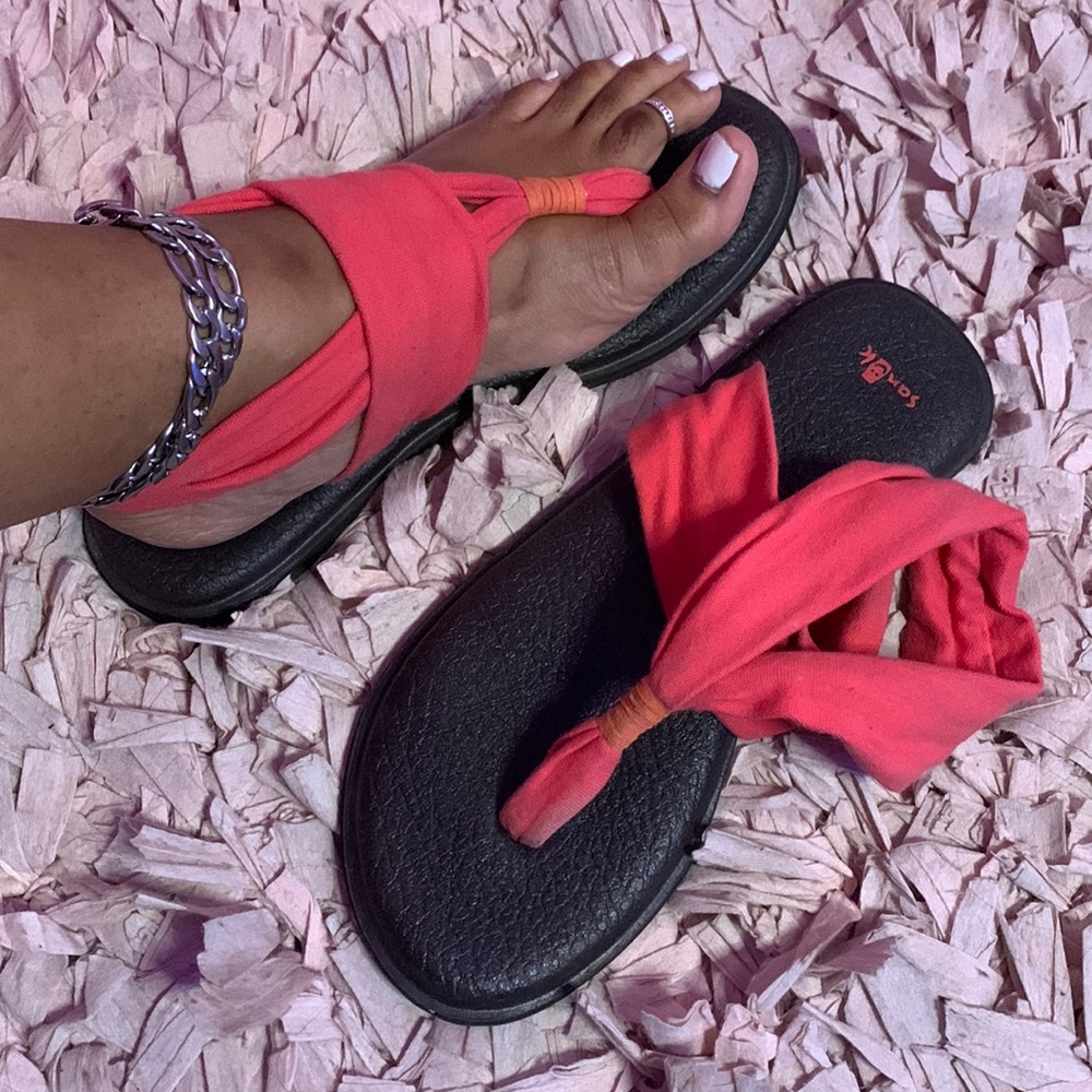 Comfy sandal’s! < 3